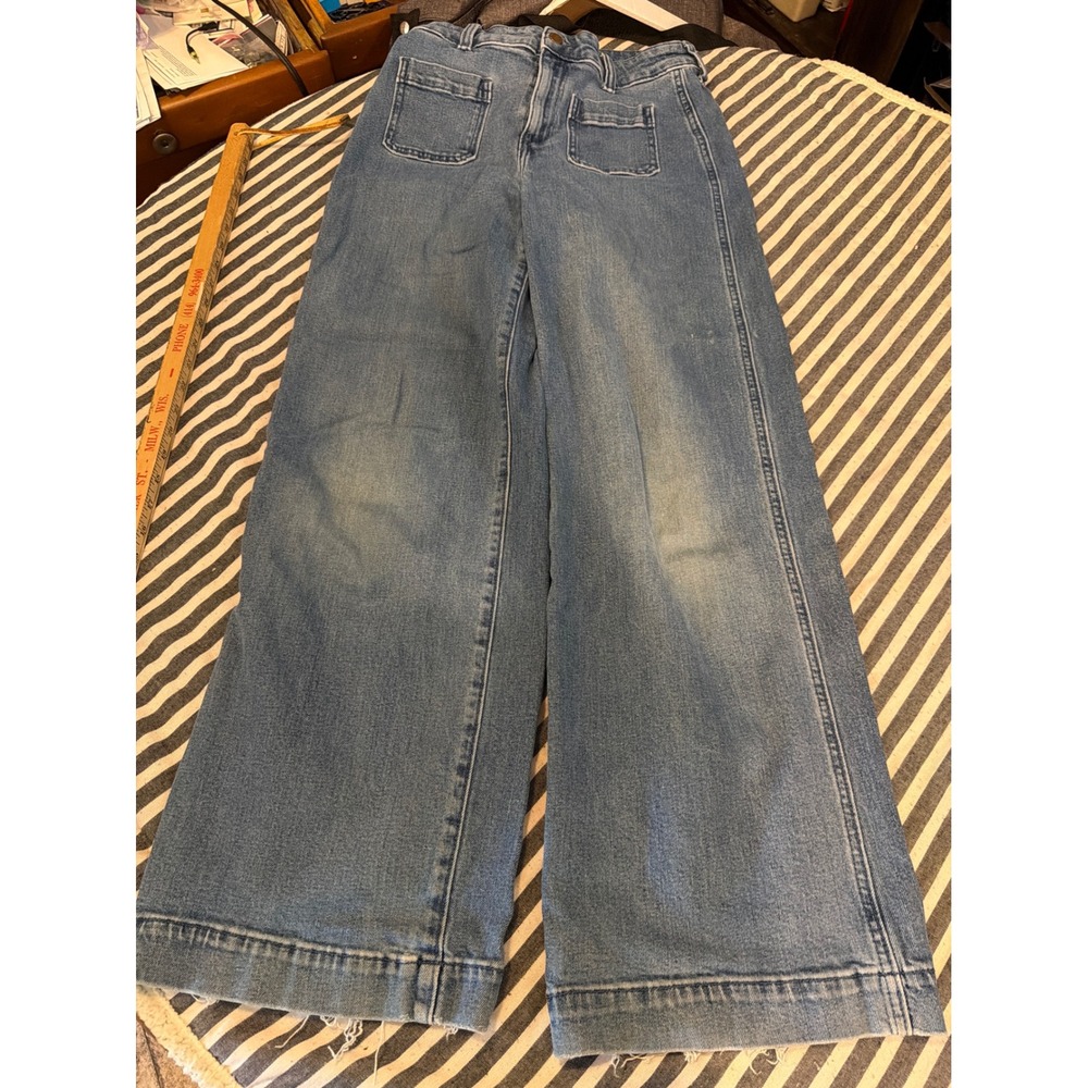Old Navy Extra High-Waisted Wide-Leg Patch Pocket Jeans Blue Medium Wash 29x28.5